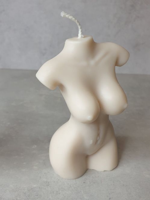 Huvudbild Figur ljus 